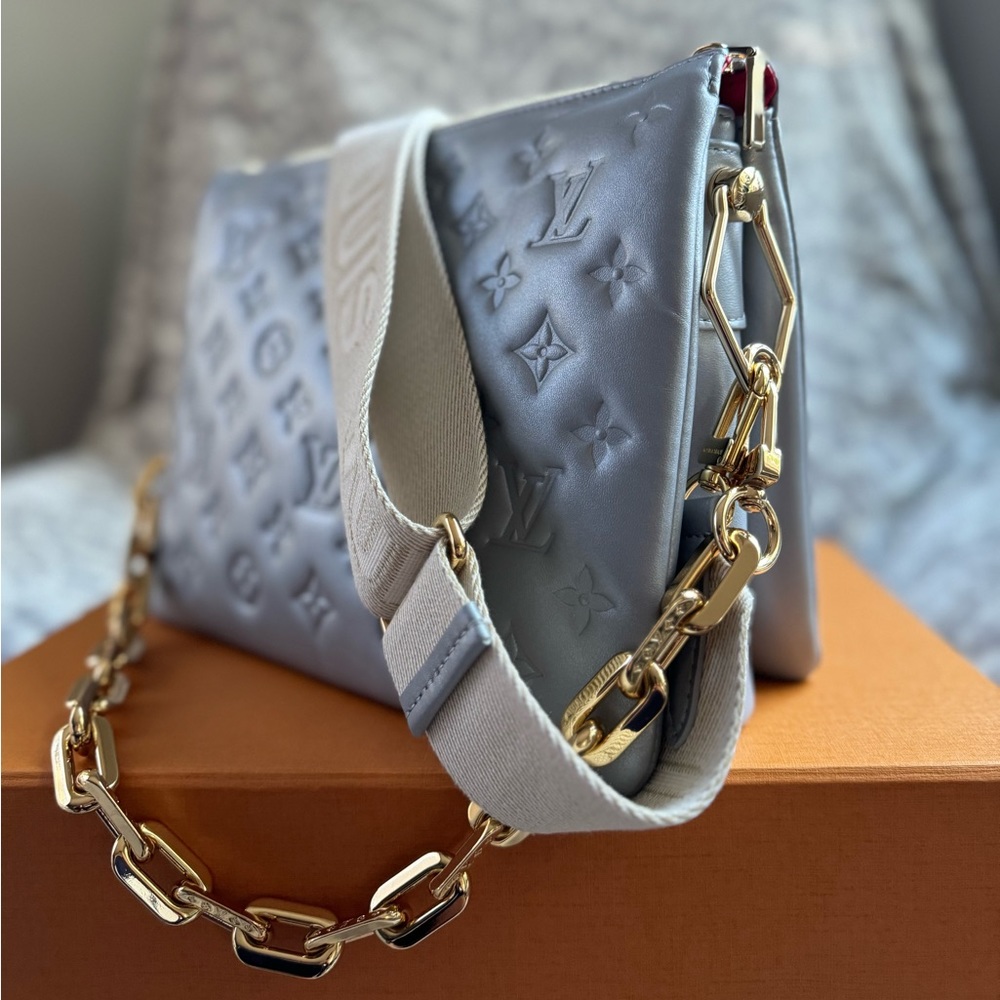 Louis Vuitton coussin pm silver nwt